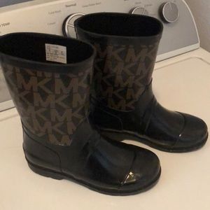 MK girls rain boots